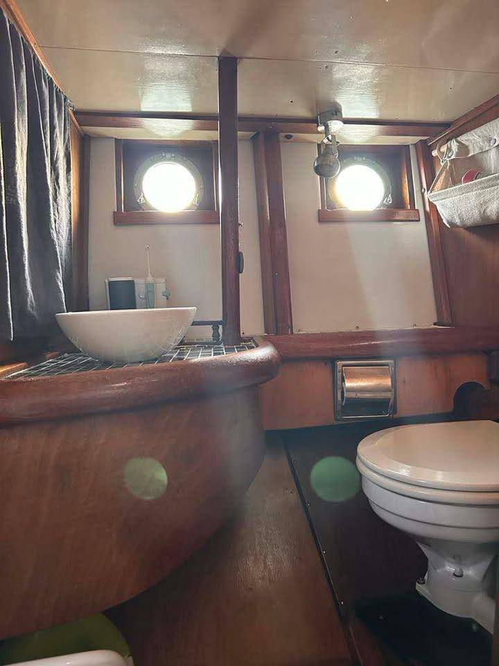 Galapagos 43