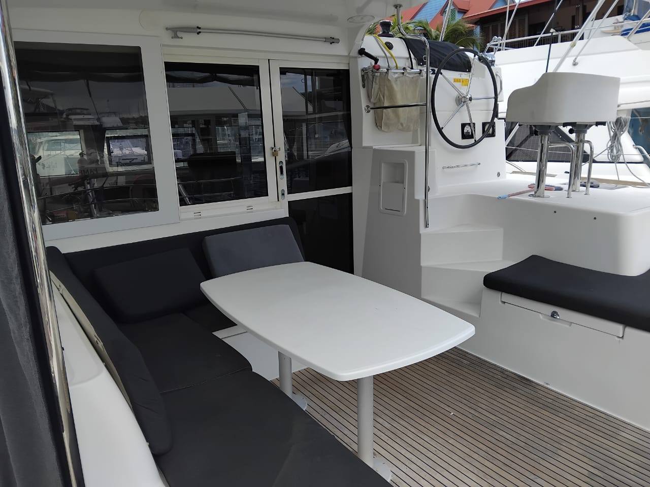 LAGOON 40