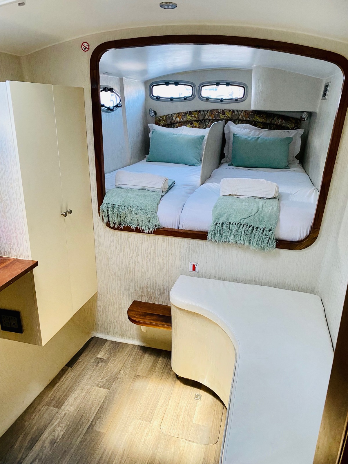 DIX HARVEY 55Ft SEA TRIBE