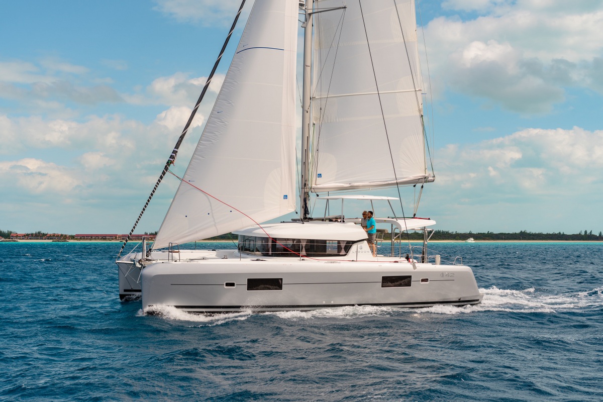 LAGOON 42